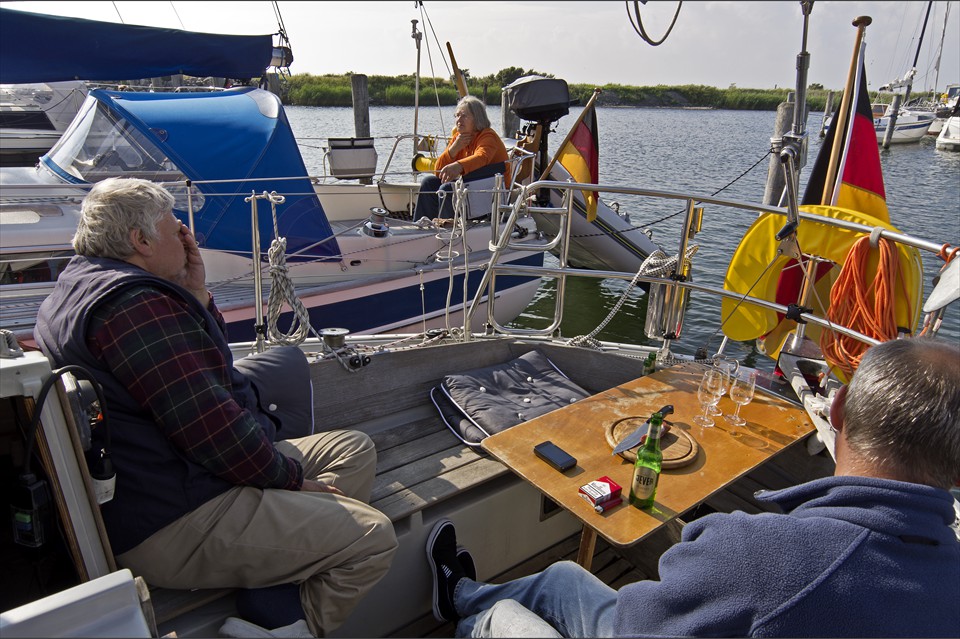 Nette Nachbarn im Yachthafen Gedser